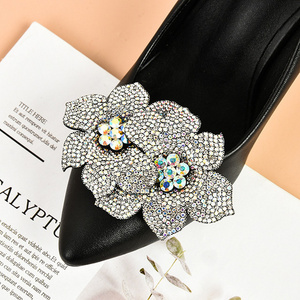 sandal hot fix flower shape rhinestone shoe's patch decoration  accessories stone shoe buckle clip for hign heel woman's shoe