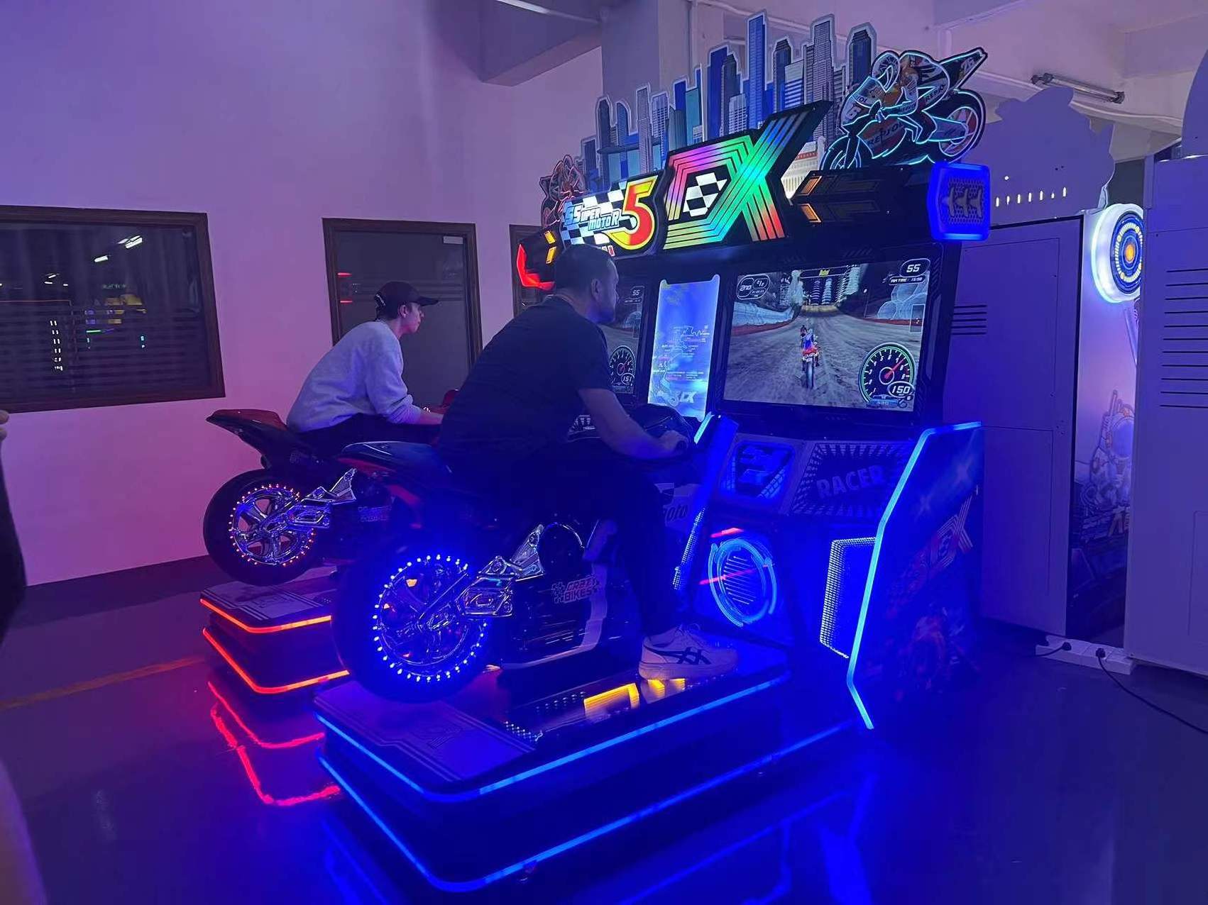 Super Racing Car Luxury Cruising Blast Simulator Racing Car Coin Operated Cruis'n Blast Arcade Game Machine