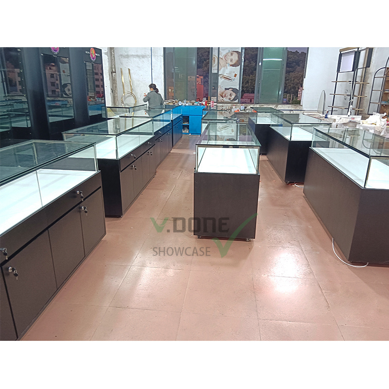 Factory Customized Jewelry Shop Mall Kiosk Tempered Glass Display Showcase Cabinet Jewelry Kiosk For Store Design Decoration