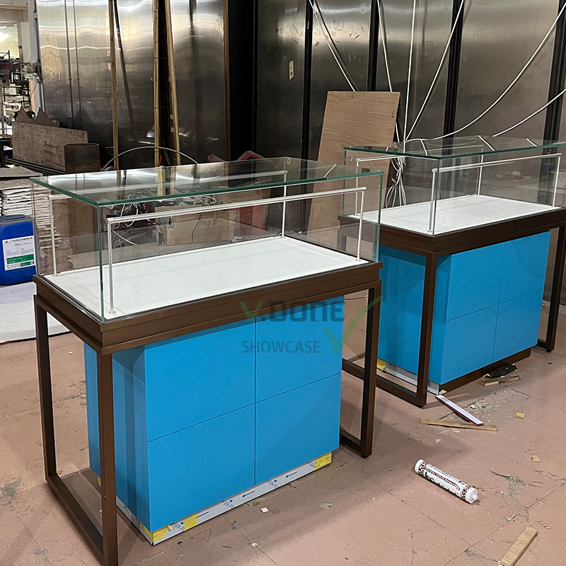 Luxury Jewellery Showroom Counter Stainless Steel Store Furniture Glass Jewelry Display Showcase Jewelry Cabinets with light