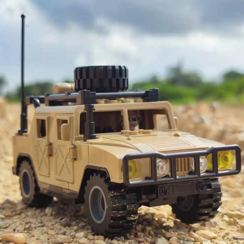 Desert Camouflage Wrangler Jeeped Off-Road Car SUV WW2 Soldiers Accessories Army Military Building Blocks Brick Sets Toys