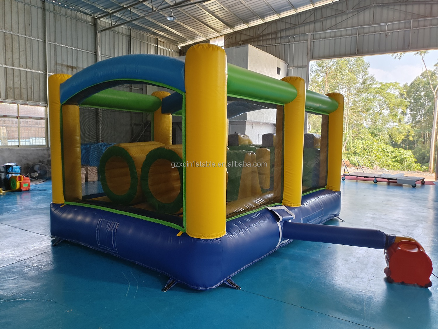 Hot sale commercial indoor kids inflatable toys obstacle bouncer children games jumping castle with slide