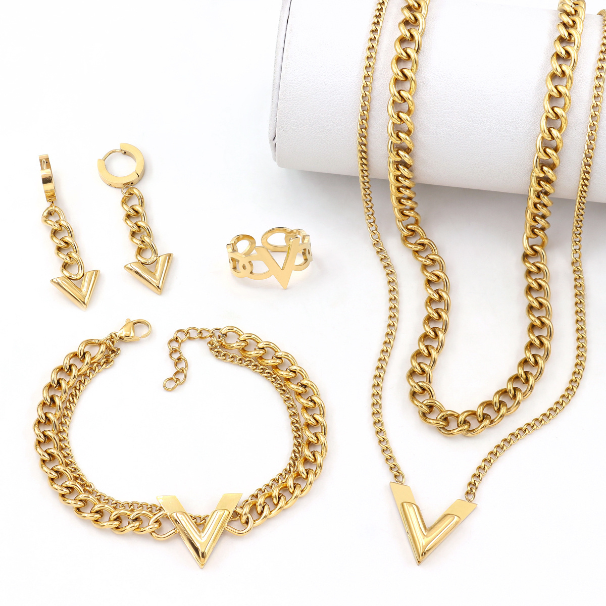 Fashion Gold Layered Cuban Link Chain Letter V Pendant Necklace Bracelet and Earrings Party 4pcs Jewelry Set