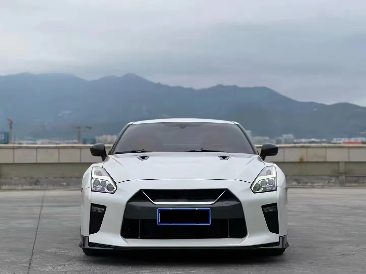 High Fitment Body Kit For 2008-2016 GTR Upgrade to 2017+ Model Front Bumper Main Grill Rear Bumper Hood Lights Side Skirts