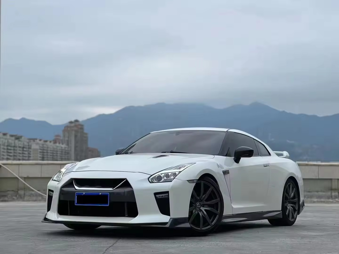 Half Carbon Fiber N Style Body Kit For Nissan GTR Front Bumper Rear Bumper Side Skirt Front Lip Spoiler