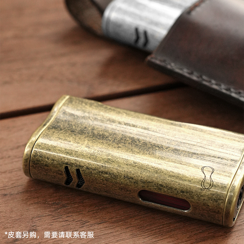 New Design Custom Smoking Cigar Accessories Luxury Portability Gas Lighter Jet Flame Cigar Torch Lighters  with Cigar Stand