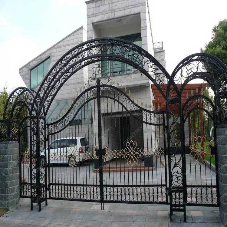 Sunnysky Custom Wrought Iron Residential Main Entrance Gates/Iron Main Gate Door Designs/Aluminum Metal Sliding Gates Factory