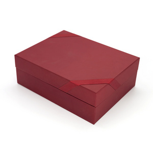 Custom Red Printing Gift Rigid Packaging Package Paper Lock Top Cardboard Box With Magnetic Flap And Ribbon