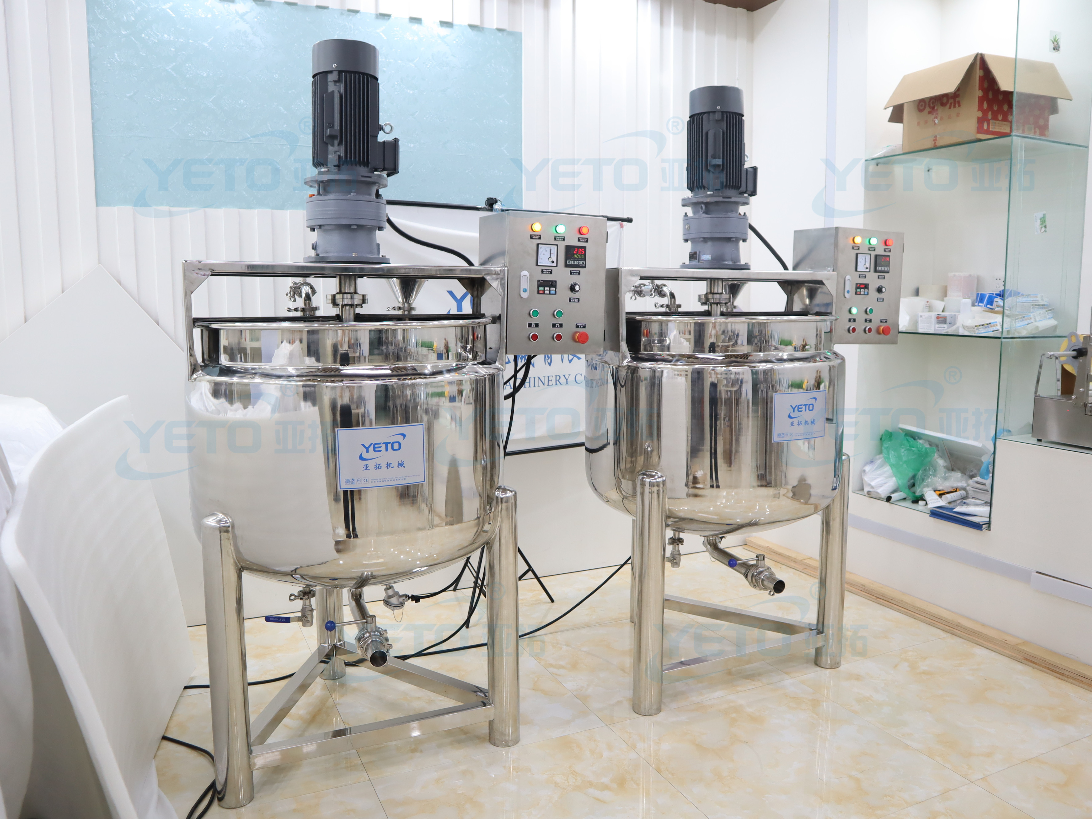 YETO-100-500 Liters Cosmetic Cream Soap Mixing Homogenizing Machine With Agitator Mixer Tank Vessel Jacket Heating Emulsion Tank