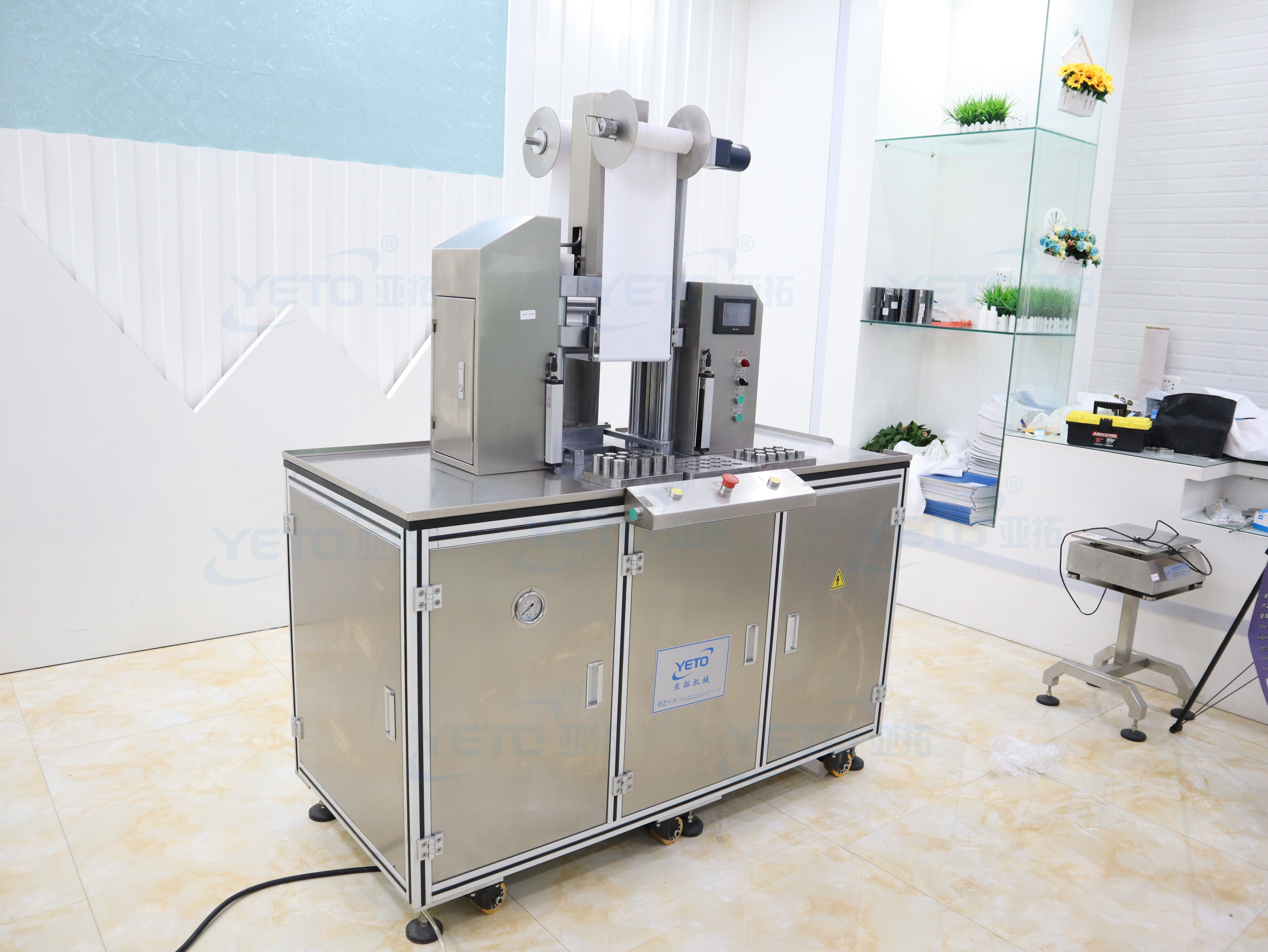 YETO-Eyeshadow Powder Pressing Machine Blush Powder Making Machine Powder Compacting  Machine Cosmetic Makeup Packing