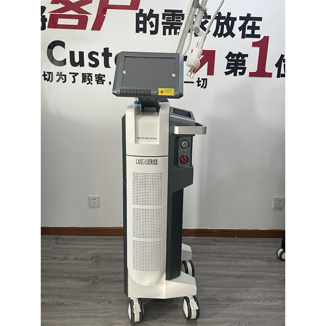 60W Ultrapulsed CO2 Fractional Laser Lattice Laser 10600nm Korea Light Guide Arm High Speed Optical Scanning