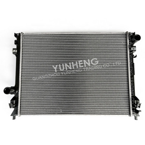 05137691AA Engine cooling Radiator For Chrysler 300c 2.7L 3.5L 2005-2010 DAZ10022AA 05137692AA