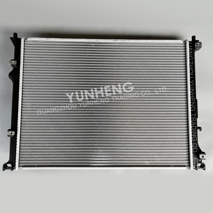 05137691AA Engine cooling Radiator For Chrysler 300c 2.7L 3.5L 2005-2010 DAZ10022AA 05137692AA