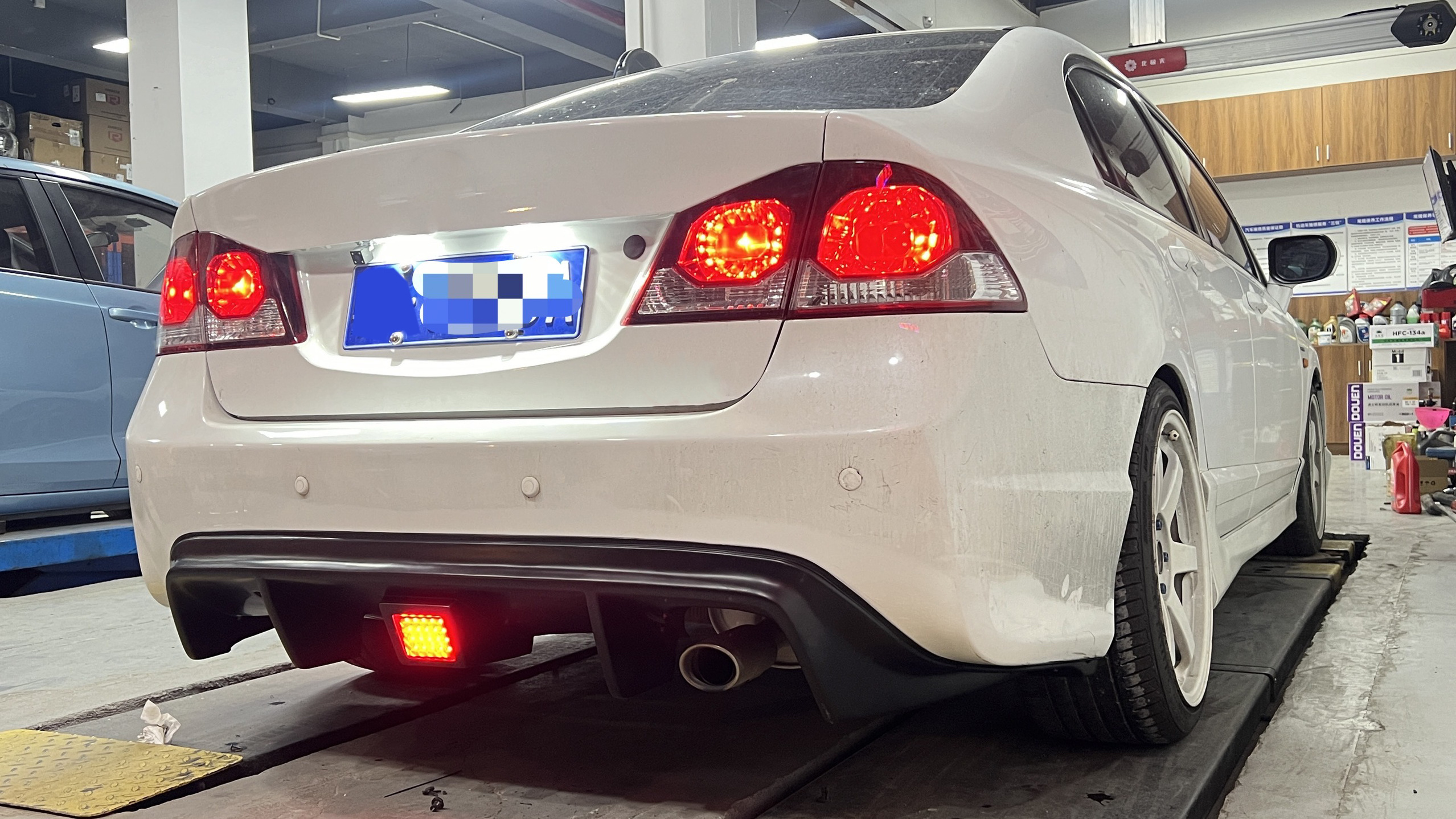 Wide Body Kit For Honda CIVIC FD2 FEEL 2006 S-style Pp Auto Body Systems includes Car Rear Diffuser Lip Bumper Part