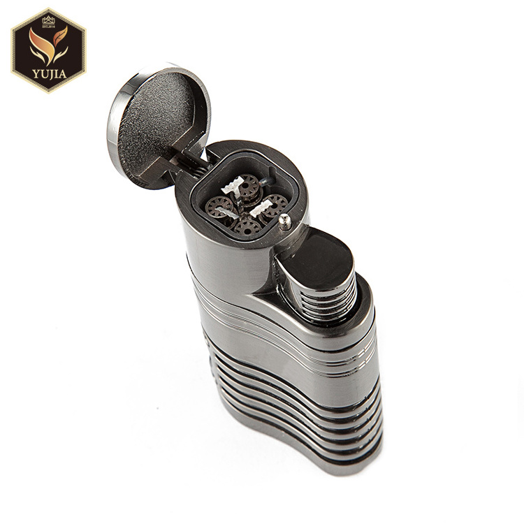 Guangzhou Yujia 2020 Jet Cigar Lighter With Punch Wholesales Cigar Accessories Durable Four-Flame Cigar Torch Lighter