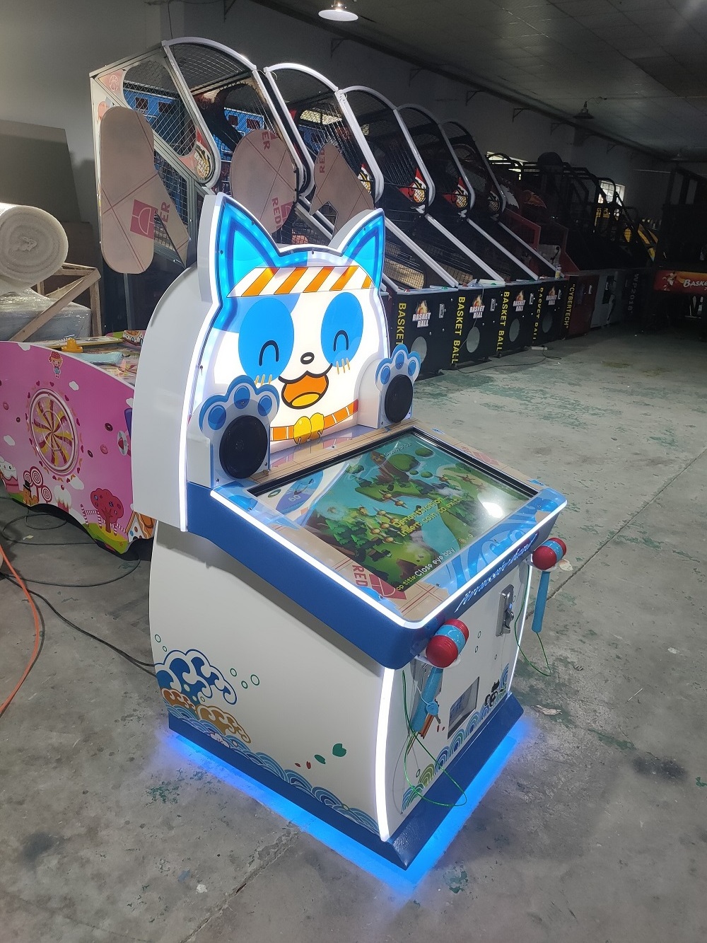 Indoor Sports Amusement Park Coin Operated 2 Players Cat children hammer hitting Video game for kids machines sale