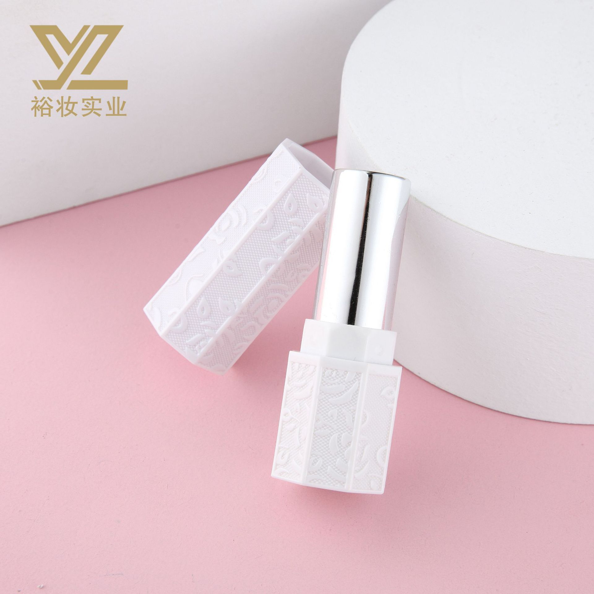 Asian popular cosmetic packaging customized carved white lipstick tube customized empty lipstick tubes Lipstick container