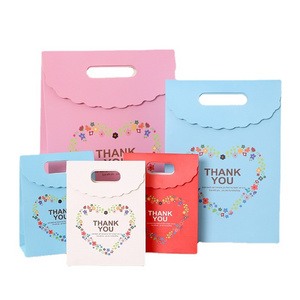 Birthday Wedding Christmas Favor Small Candy Die Cut Handle Paper Gift Bags For Kids paper bag with handle