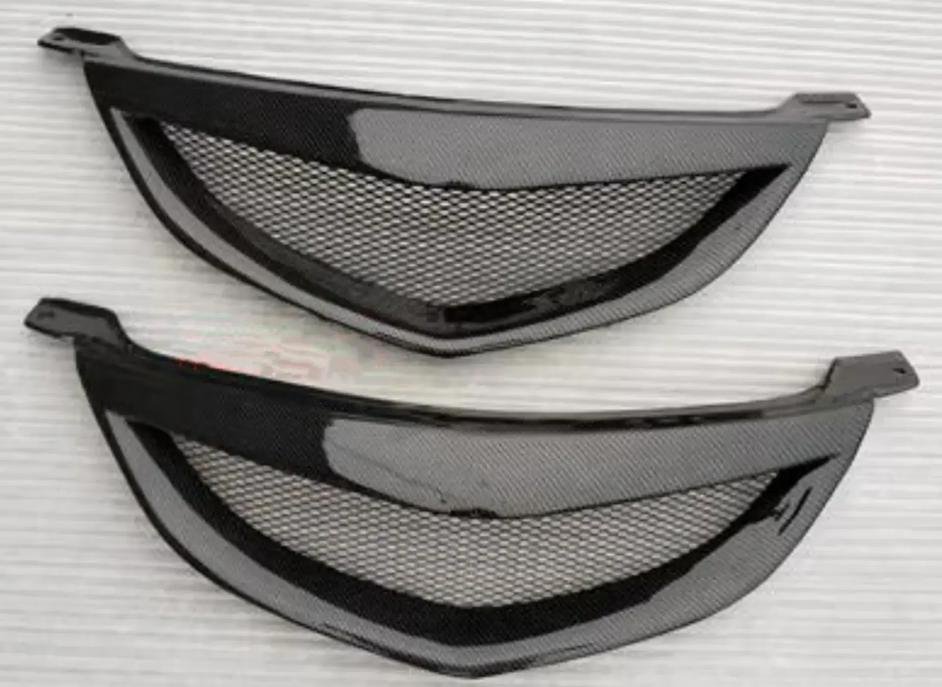 Body Kit Front Radiator Grille Grid for Mazda 3 Front Bumper Carbon Fiber Net Car Accessories