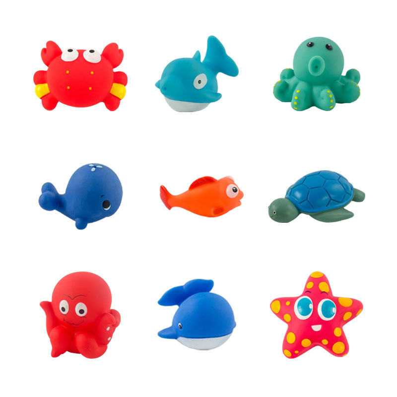 Hot Sale Custom Kids Soft Stress PVC Rubber Vinyl Animal Squeaky Spray Water Floating Shower Swimming Bath Toys