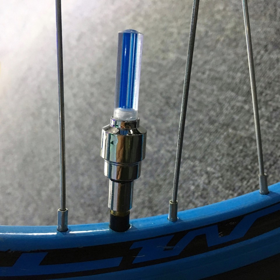 Mountain Bicycle Light LED Tyre Tire Caps Wheel spokes Cycling LED Light/bike wheel light