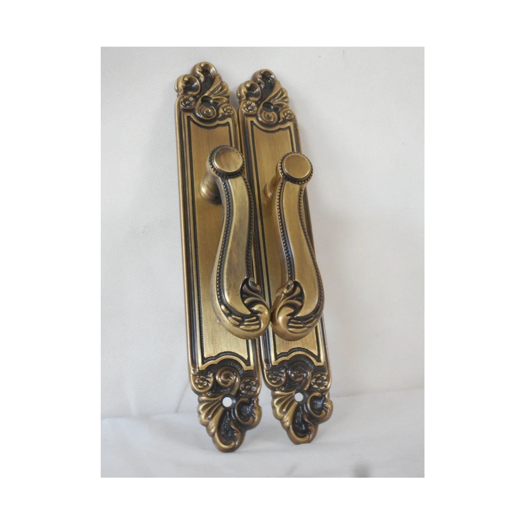 Hot sale brass door handle key shape and cabinet door brass kitchen furniture handle pull customized size