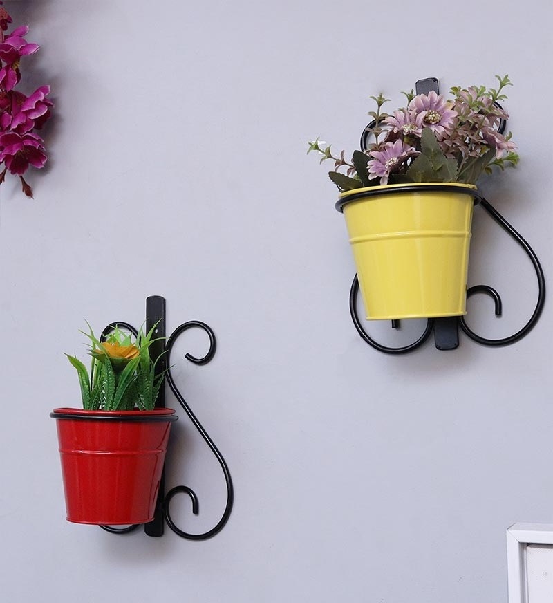 Hanging Flower Pots Metal Bucket Planter hanger stand for balcony and restaurant decorate item metal planter pot stand