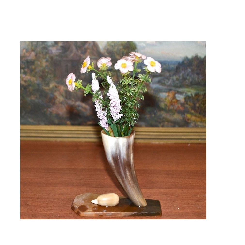 High quality horn flower vase outdoor bedroom decor wall mounted cow & Ox horn flower vase at cheap price