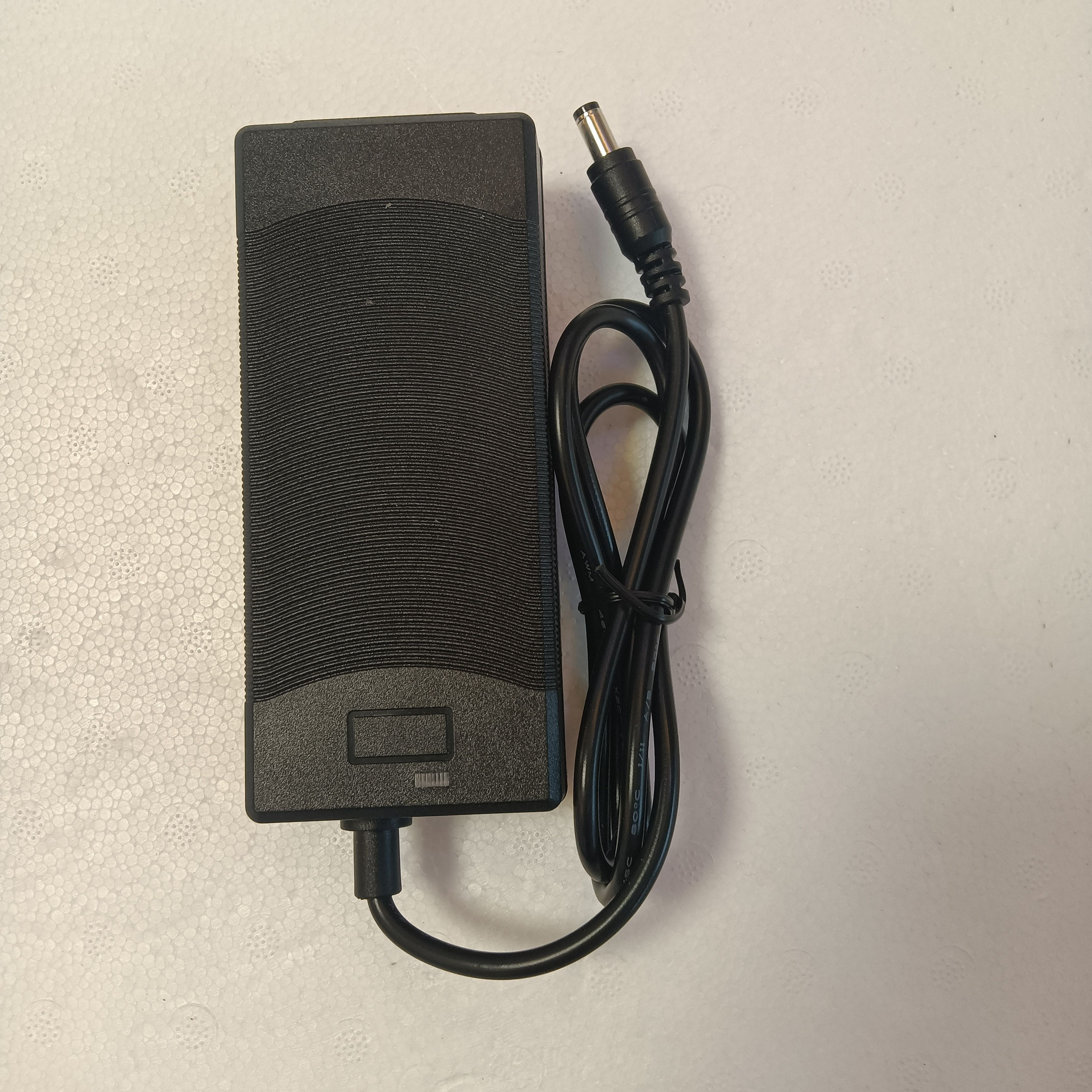 In stock 12.6V 14.4V 25.2V 16.8V 29.2V 29.4V 1.5A 2A 3A 42V 4A 5A 36V 25.2V 2A LITHIUM Portable Power Battery Charger