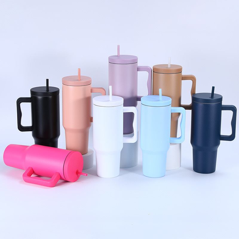 New Design Adventure Quencher vacuum metal cup stainless travel mug 40oz insulated handle tumbler with lids and straw