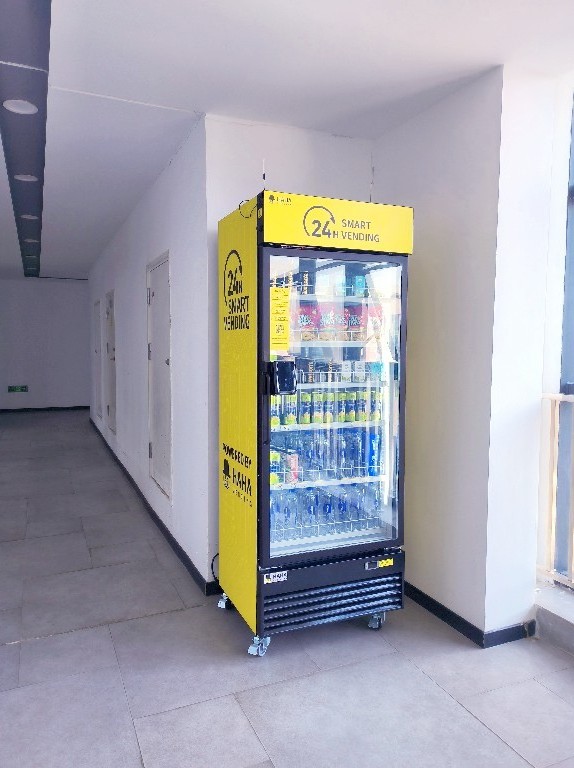 24 Hours Self-service Store Combo Snack Drink Automatic Vending Machine Indoor Outdoor Refrigeration Vending Machine For Sale