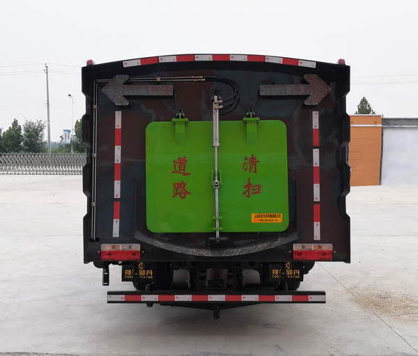 4x2 street cleaning truck price 6 wheels road sweeper for sale