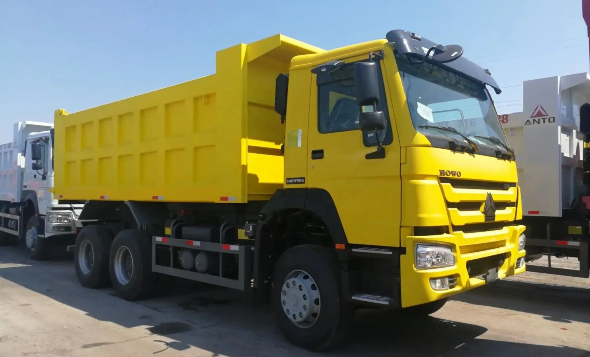 Sinotruk Howo used tipper 6*4 10 wheels 371 HP factory direct sales