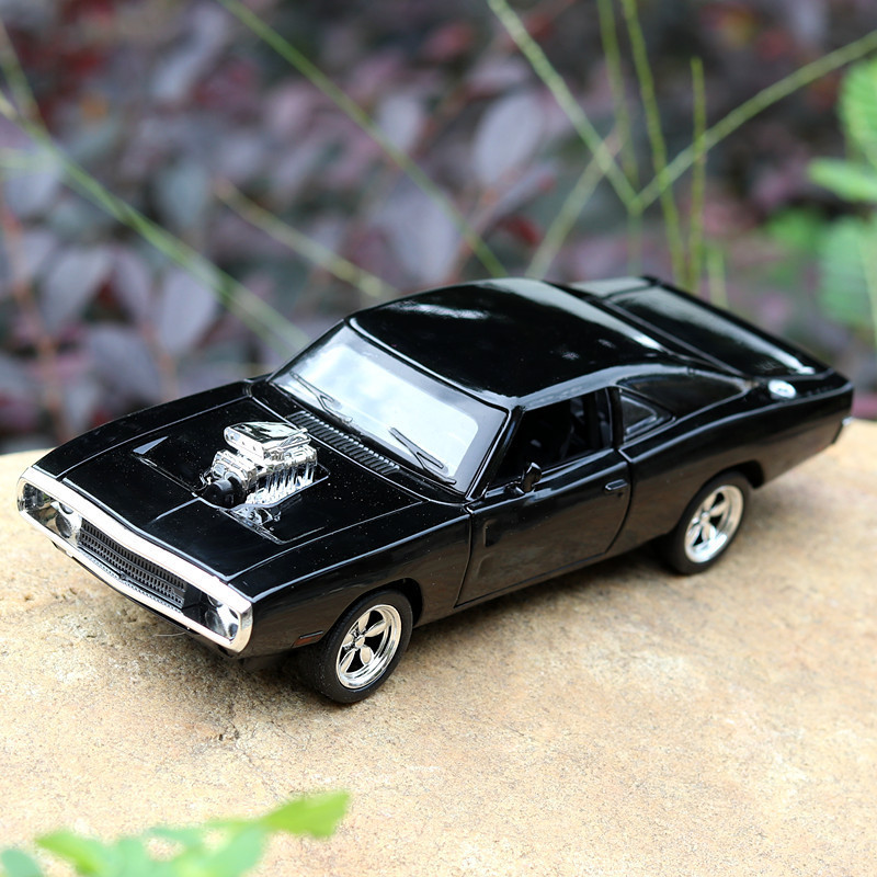 1:32 The Fast Furious 7 Simulation car of Model Alloy Toy car Dodge Charger muscle vehicle children Classic Metal Cars