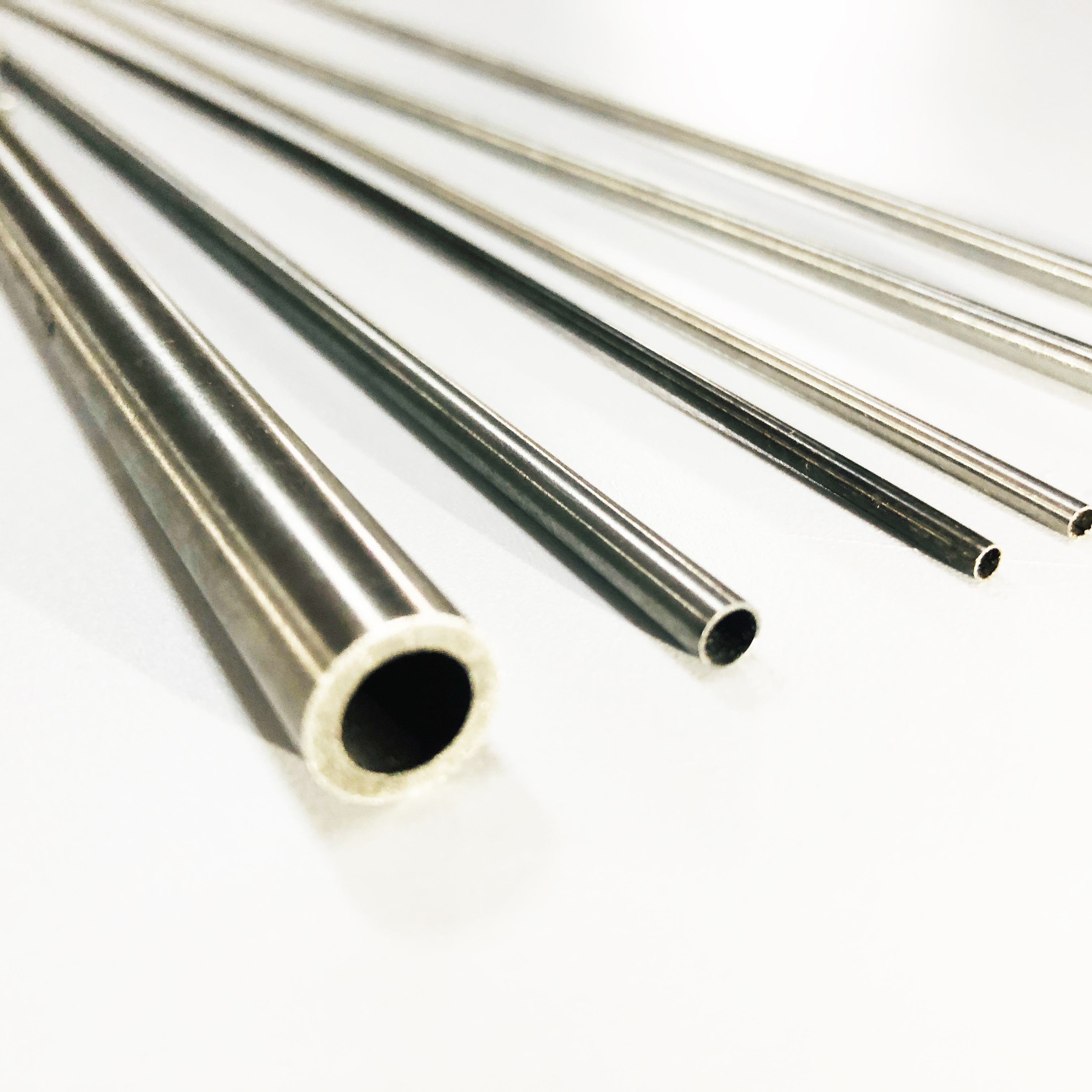 various specifications nitinol Shape Memory Alloy NiTi  Tube/niobium titanium alloy seamless tube