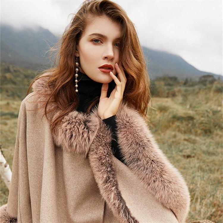 Custom Wholesale Winter wool shawl genuine fox fur trim wool shawl with real silver fox fur trim