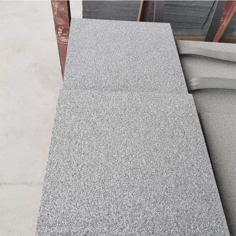 China Factory Manufacture Shandong 2cm G654 Dark Grey Granite Stone Tiles Paving Stone Outdoor