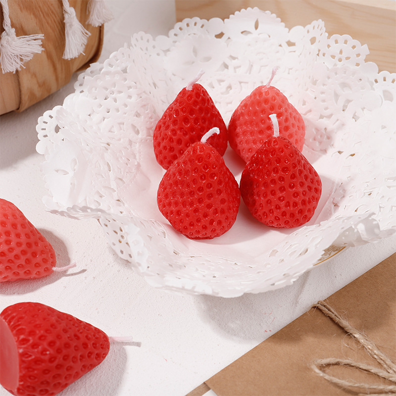 Wholesale Home Decoration Cute Shape Strawberry Silicon Scented Candle