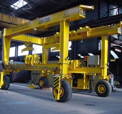 Hot products   40 tons rubber tyred gantry crane container manufacturer with latest designs