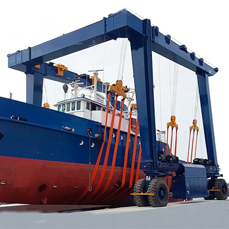 Factory price floating boat lift 500 ton travel lift  mobile lift boat