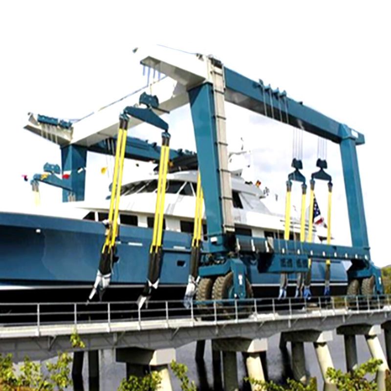 Factory price floating boat lift 500 ton travel lift  mobile lift boat