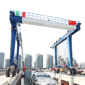 Factory price floating boat lift 500 ton travel lift  mobile lift boat