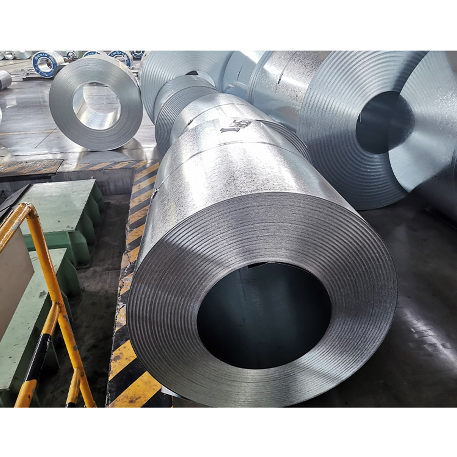 Low carbon steel 12 14 16 18 20 22 24 26 28 gauge gi steel coil supplier or hot dipped galvanized steel sheet factory in China