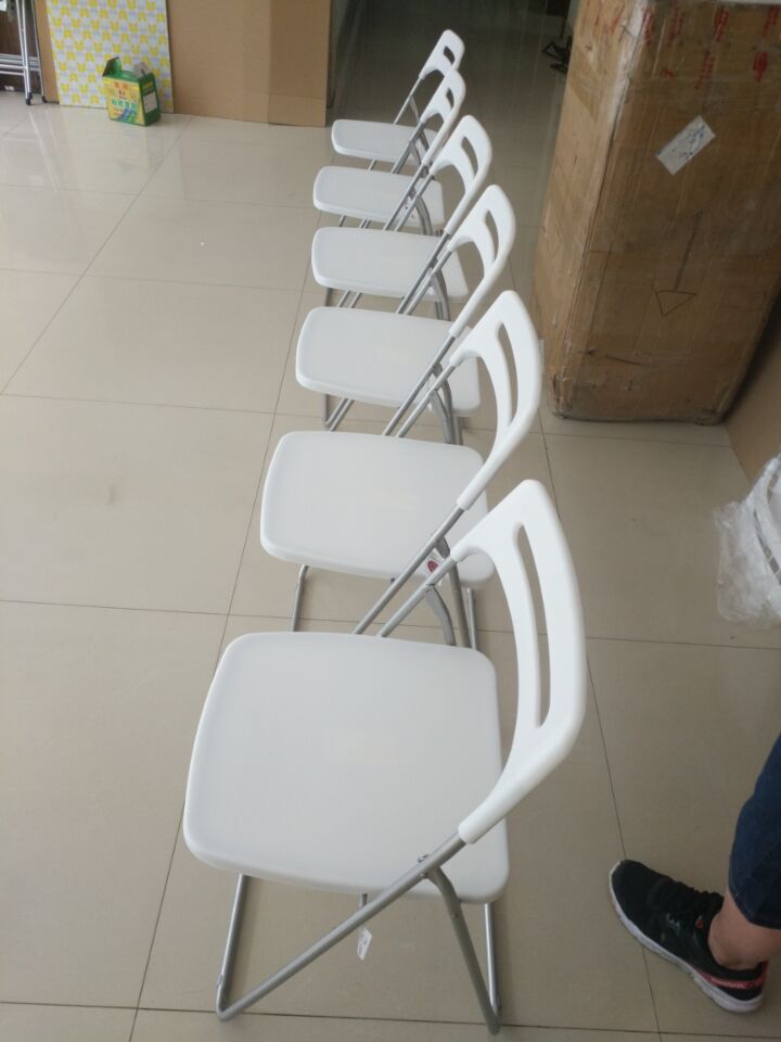 Wholesale outdoor folding chair modern plastic chair metal folding chair