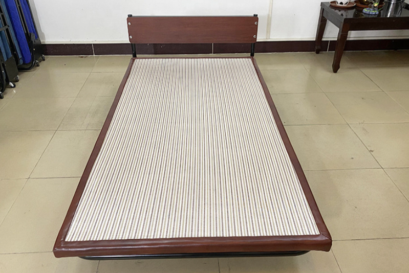 New Design Cheap Bedroom Used Luxurious Rollaway /home Guest Folding Bed with Mattress Foldable Bed Metal Bedroom Furniture OEM