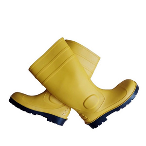 PVC special labor protection shoes in chemical industry with steel toe and plate