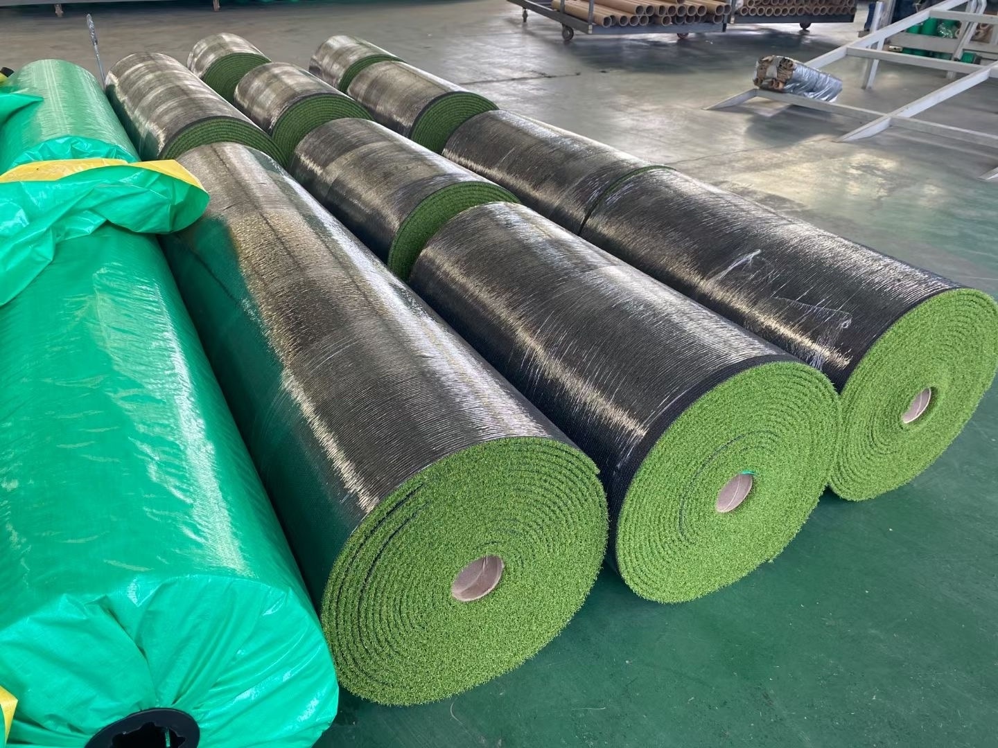 Hot selling  of 20mm25mm30mm35mm height 20SQM per roll for garden use woven synthetic artificial grass carpet grama artificial