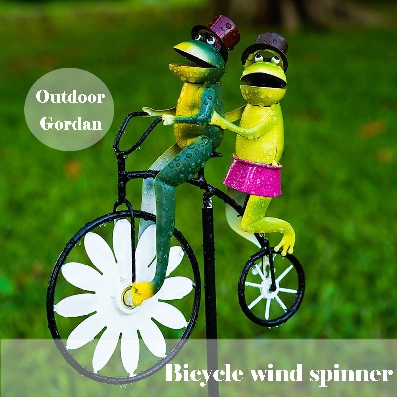 Metal Frog Couple Windmill Bicycle Field Art Metal Ornaments Are Not Afraid Of Wind And Sun Suitable For Decorating Garden Frog