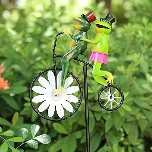 Metal Frog Couple Windmill Bicycle Field Art Metal Ornaments Are Not Afraid Of Wind And Sun Suitable For Decorating Garden Frog