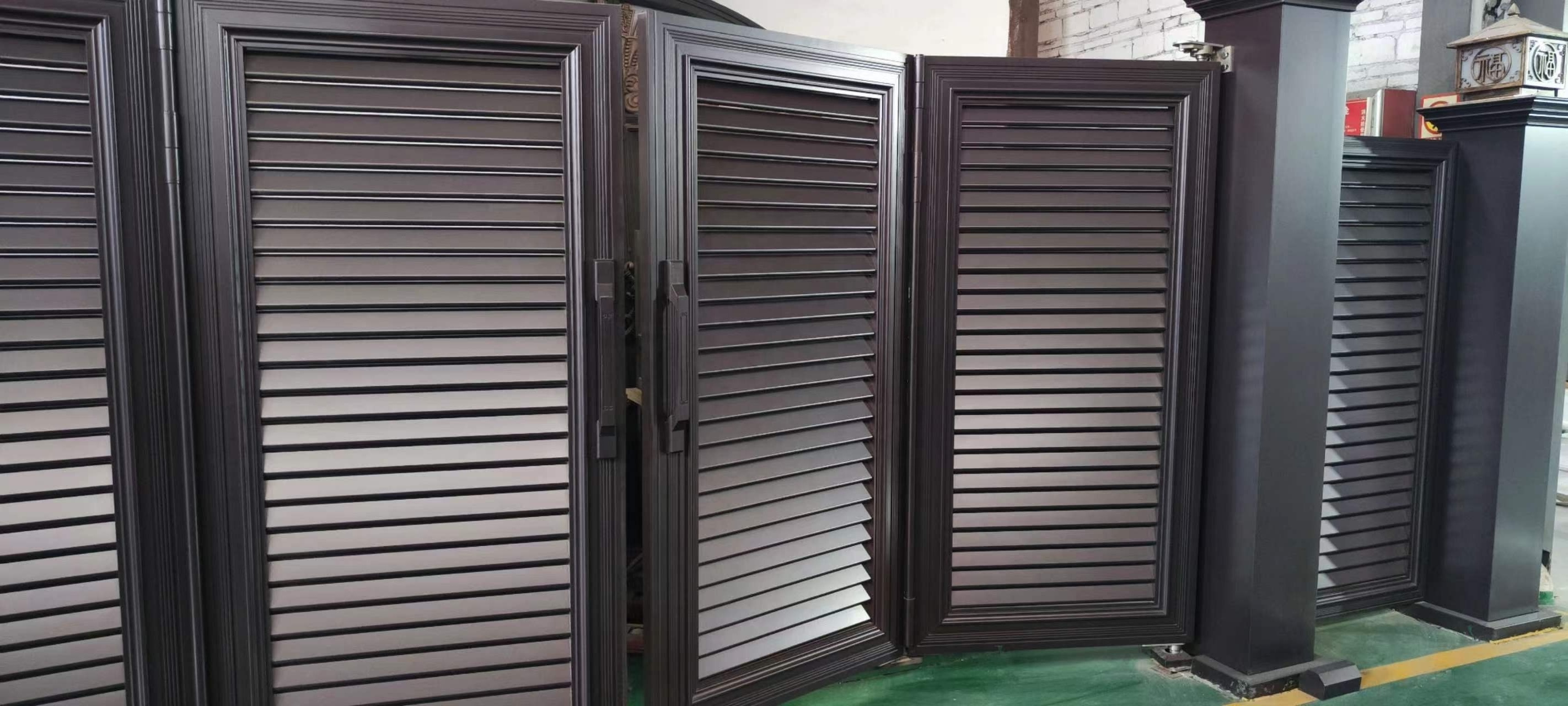 Professional Manufacturer Customized Electric Bi Folding Gate Aluminum Swing Bi Folding Gate